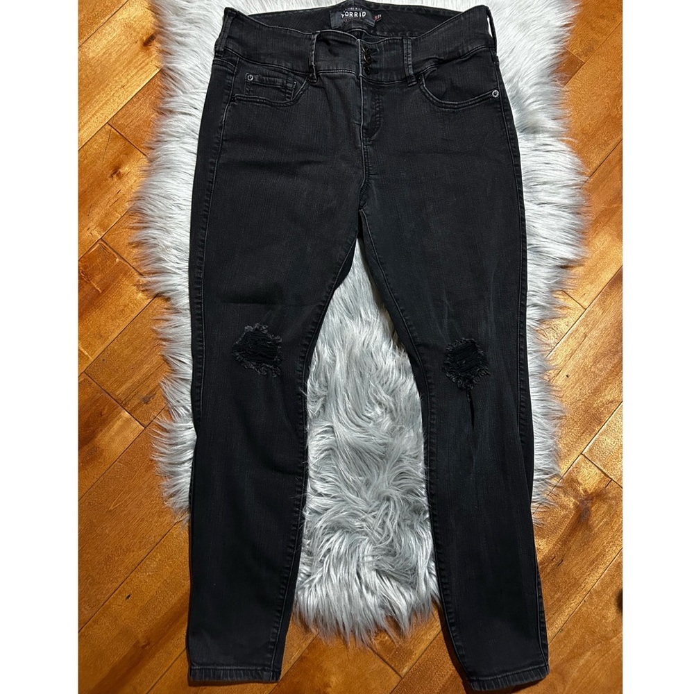 TORRID Premium Stretch Jegging - Distressed Black Wash Size 14R - Picture 4 of 8